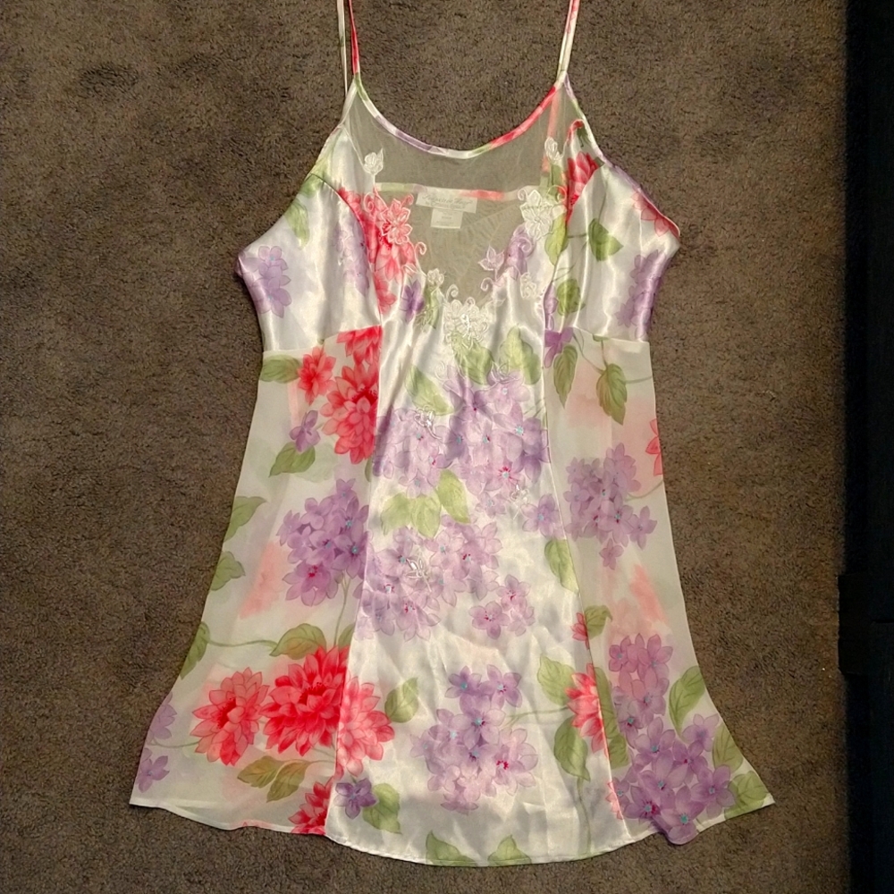Woman's silk nighty